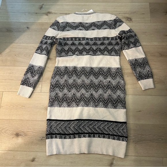 Lucky Brand V-Neck Sweater Dress - Picture 2 of 5